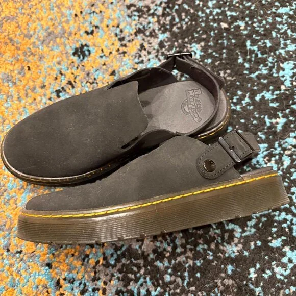 Dr. Marten Mules - Picture 5 of 6